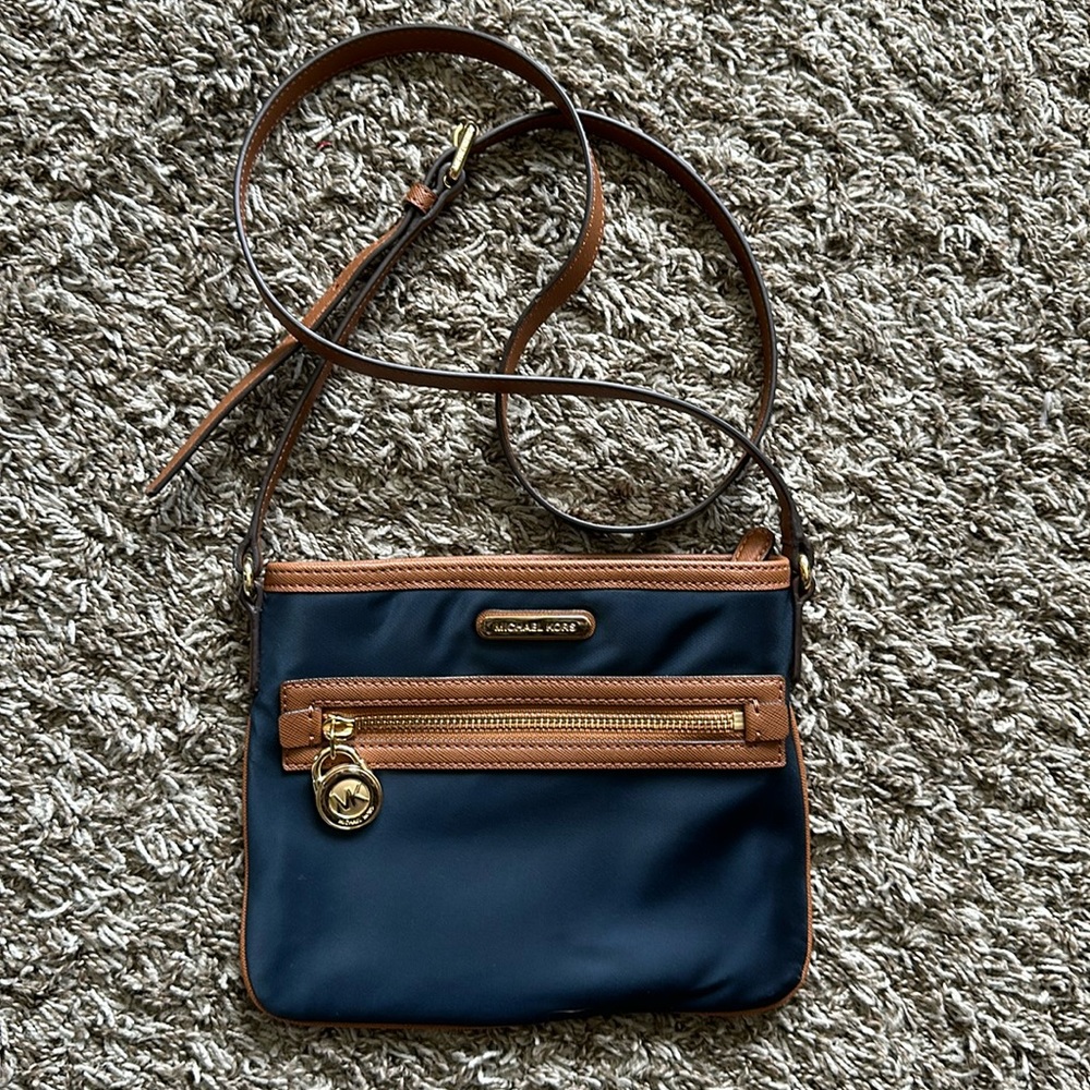 Michael Kors crossbody purse